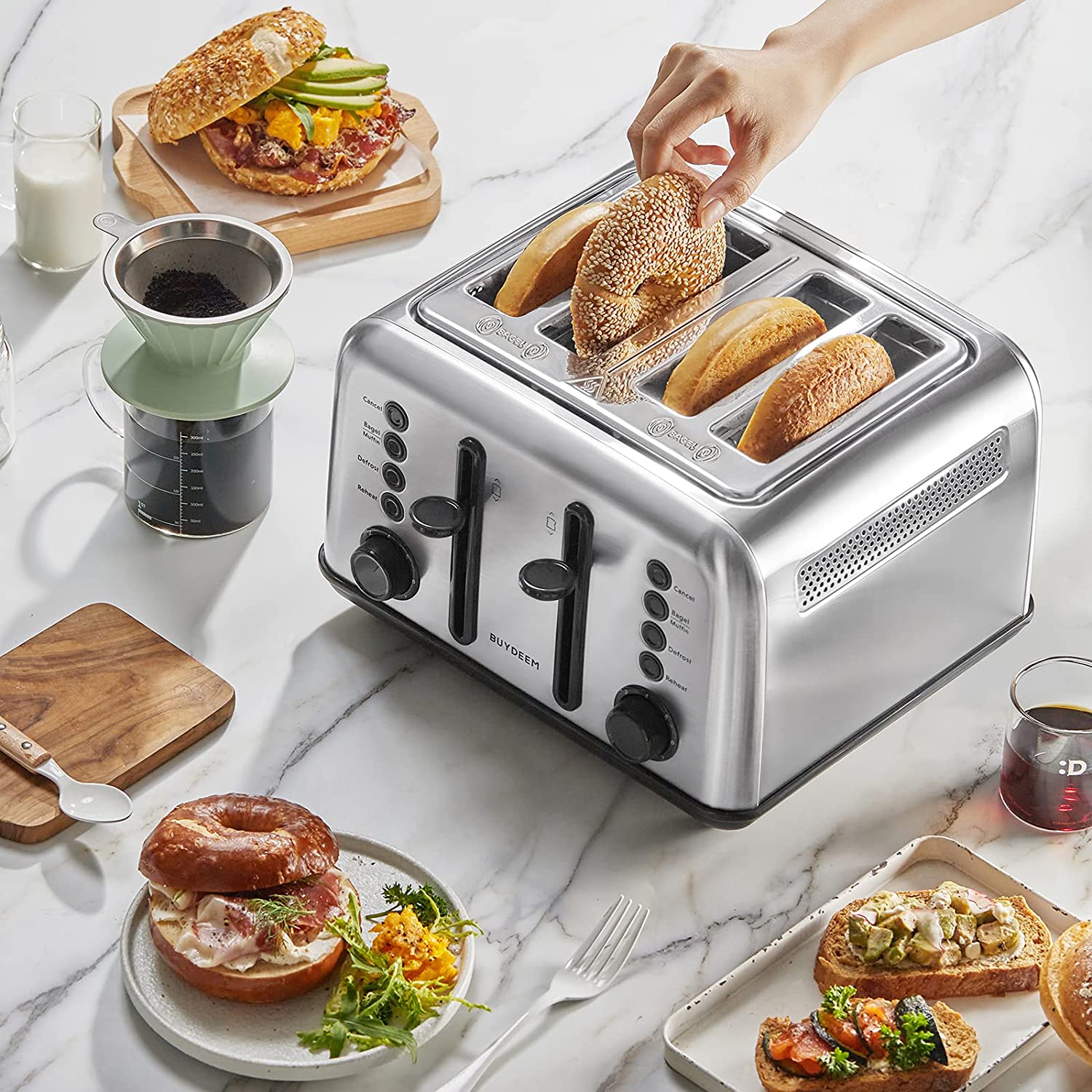 BUYDEEM DT640 4-Slice Toaster